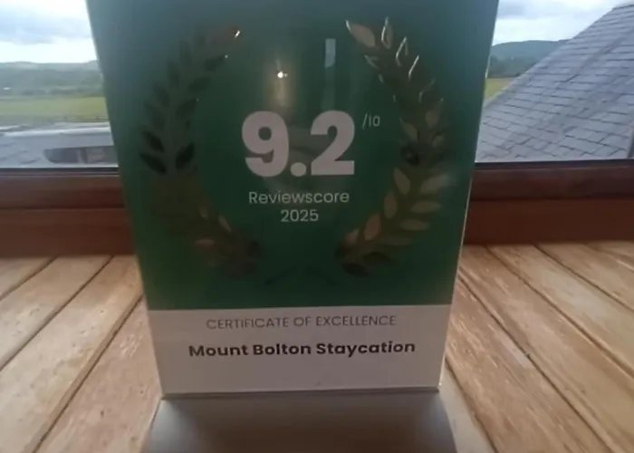 Moun Bolton 'chester' מלון קפסולה